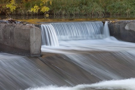 clean dam water